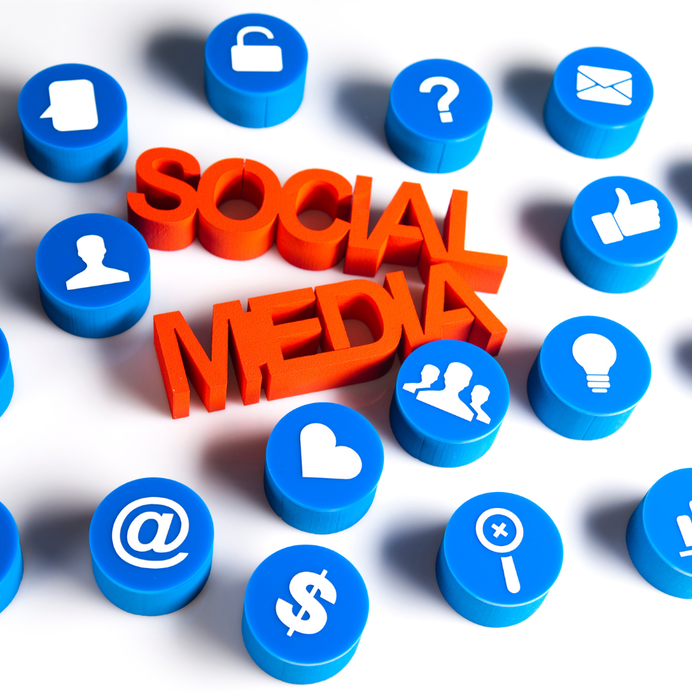 strumenti community management social media - differenza community management social media